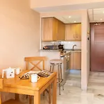 Apart-hotel Sunset Club 4*